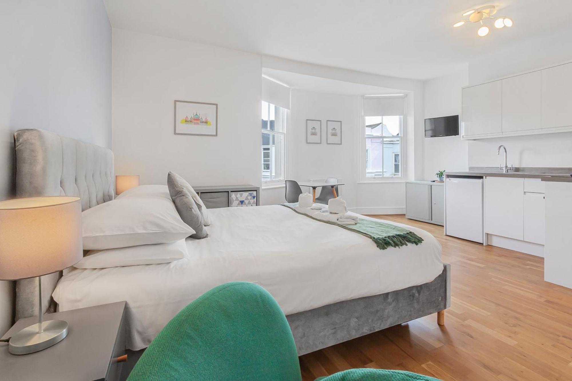 Cosy Studio Flat Moments From The Beach, Kemptown Brighton Eksteriør billede