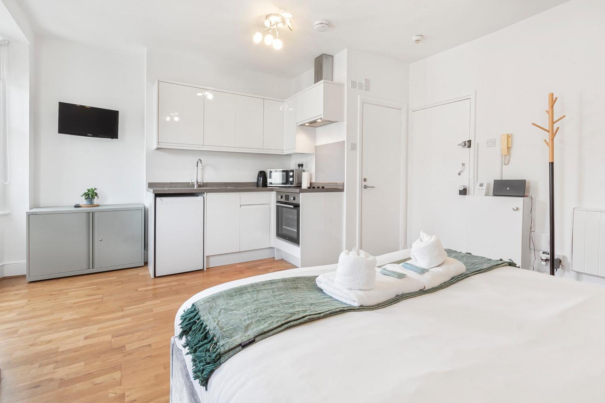 Cosy Studio Flat Moments From The Beach, Kemptown Brighton Eksteriør billede